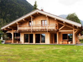 Spacious Chalet in Chamonix with Sauna